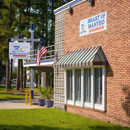 Heart Of Manteo Hotel
